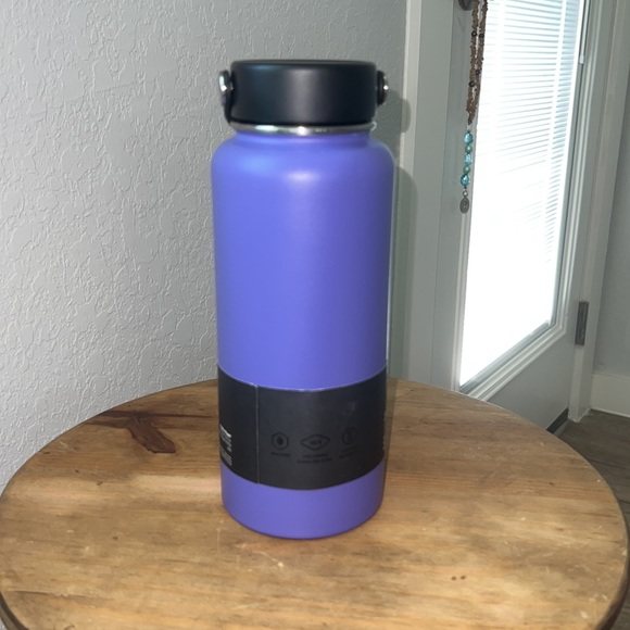 Hydro Flask 32 oz. Plum color. - Picture 5 of 6